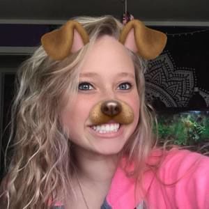 Meet your Posher, Brenna